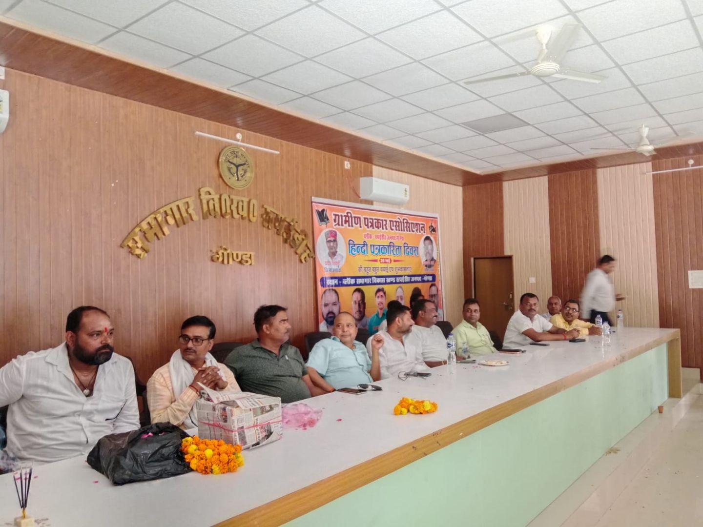 लोकतंत्र की मजबूती का आधार है निष्पक्ष पत्रकारिता, पीत पत्रकारिता से बचकर निभाएं समाज के प्रति दायित्व : डॉ. ओंकार पाठक
