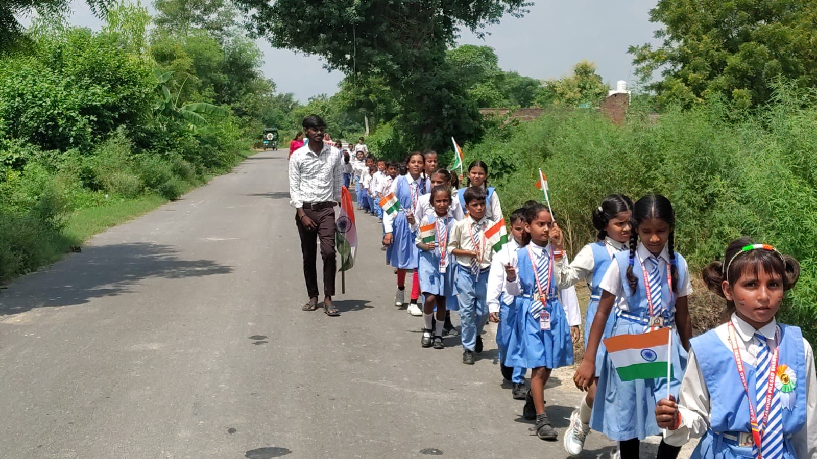 प्योली में निकली भव्य तिरंगा पदयात्रा, गूंजे भारत माता की जय के जयघोष
