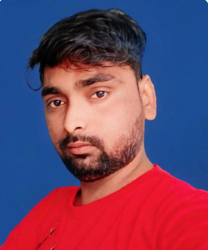 सांड़ से टकराई बाइक, युवक की मौत, युवती घायल