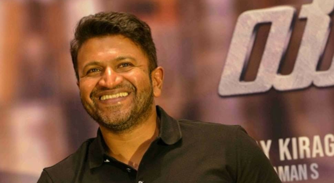 पॉपुलर एक्टर पुनीथ राजकुमार का निधन, जिम में कसरत करते हुए आया हर्ट अटैक