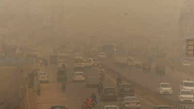 दिल्ली में 'बेहद खराब' वायु गुणवत्ता के बीच अनुपालन की निगरानी के लिए 5 सदस्यीय टास्क फोर्स