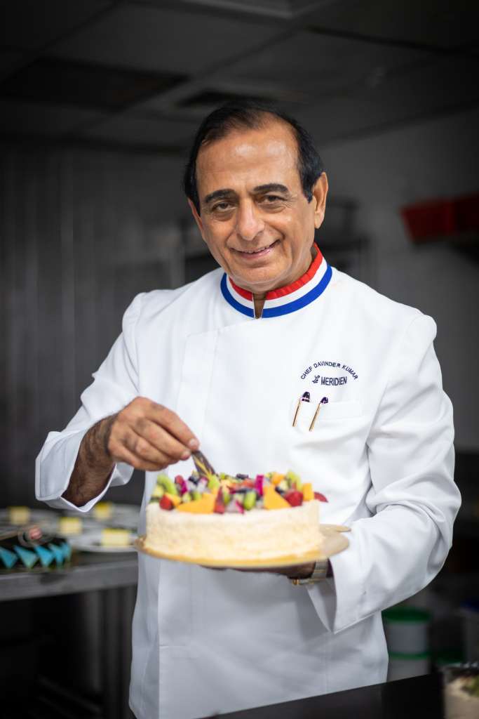 हमारे व्यंजनों को बढ़ावा देते हुए मौलिकता बनाए रखना महत्वपूर्ण है': शेफ दविंदर कुमार