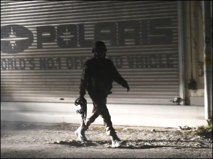 Srinagar के रामबाग Encounter में घायल आतंकी Basit Ahmed Dar की हो चुकी है मौत, TRF ने किया खुलासा