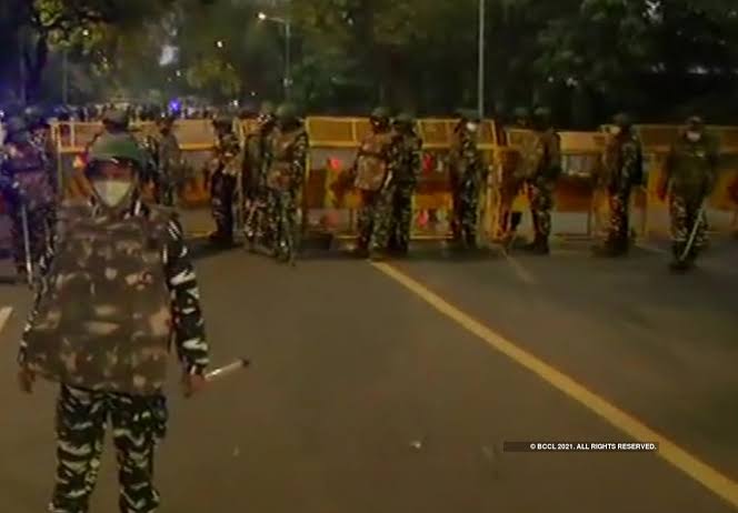 राजधानी दिल्ली के रोहिणी कोर्ट में धमाका