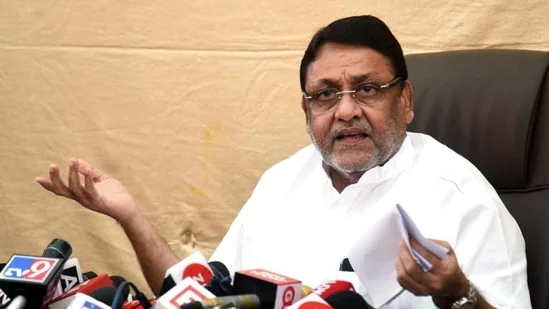 नवाब मलिक ने वानखेड़े परिवार पर हमला नहीं करने के वादे का उल्लंघन करने के लिए हाई कोर्ट  से माफी मांगी