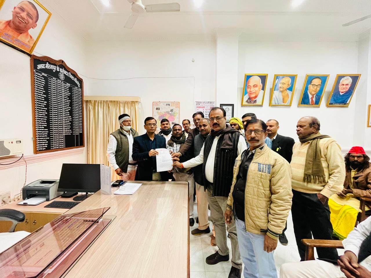 श्री रामचरित मानस महाकाव्य के प्रति अमर्यादित एवं अशोभनीय टिप्पणी के विरूद्ध कार्यवाही की मांग