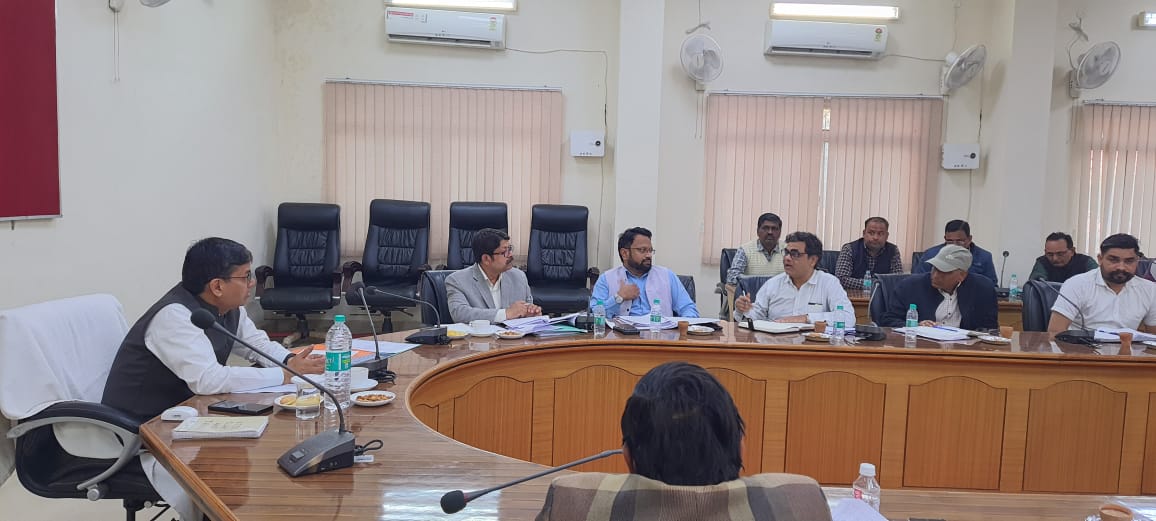 मंडलायुक्त की अध्यक्षता में जल जीवन मिशन की समीक्षा बैठक हुई संपन्न
