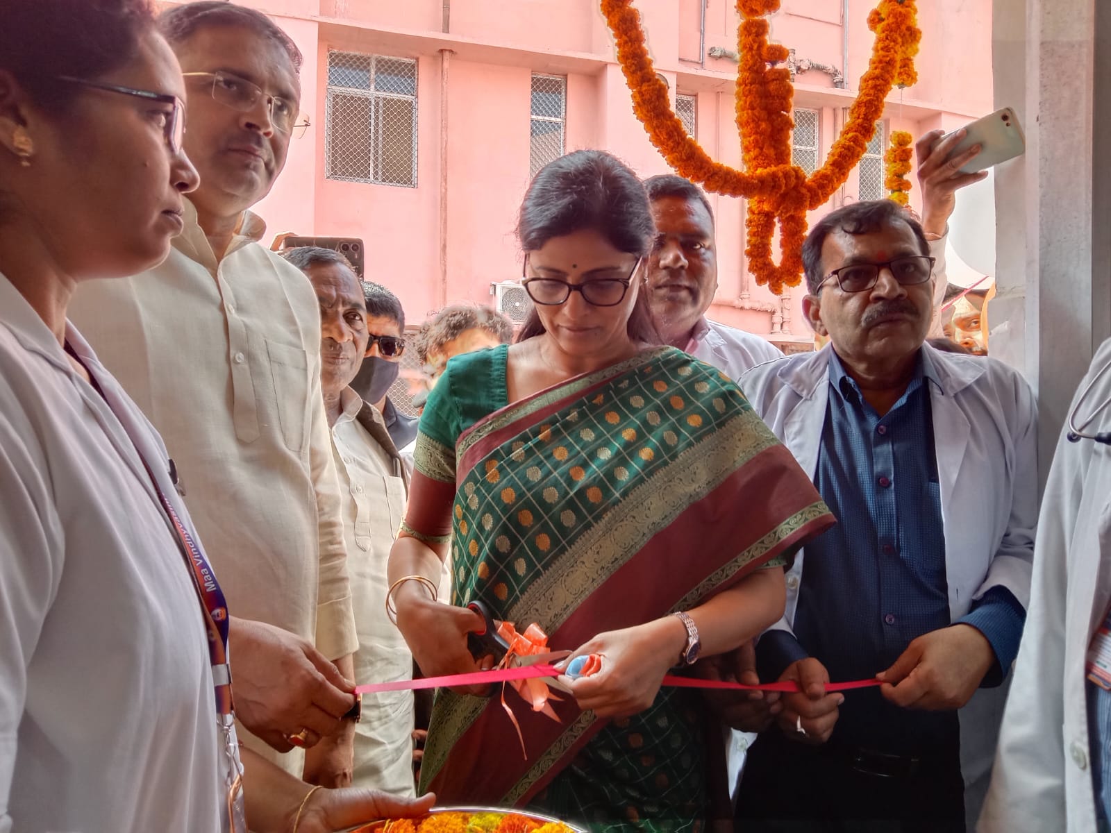 रेकिट इंडिया और पहल के संयुक्त तत्वाधान में 5 मार्च 2023 को जैनाथ उत्सव भवन, पुलिस लाइन रोड मिर्जापुर में अंतर्राष्ट्रीय महिला दिवस समारोह का आयोजन