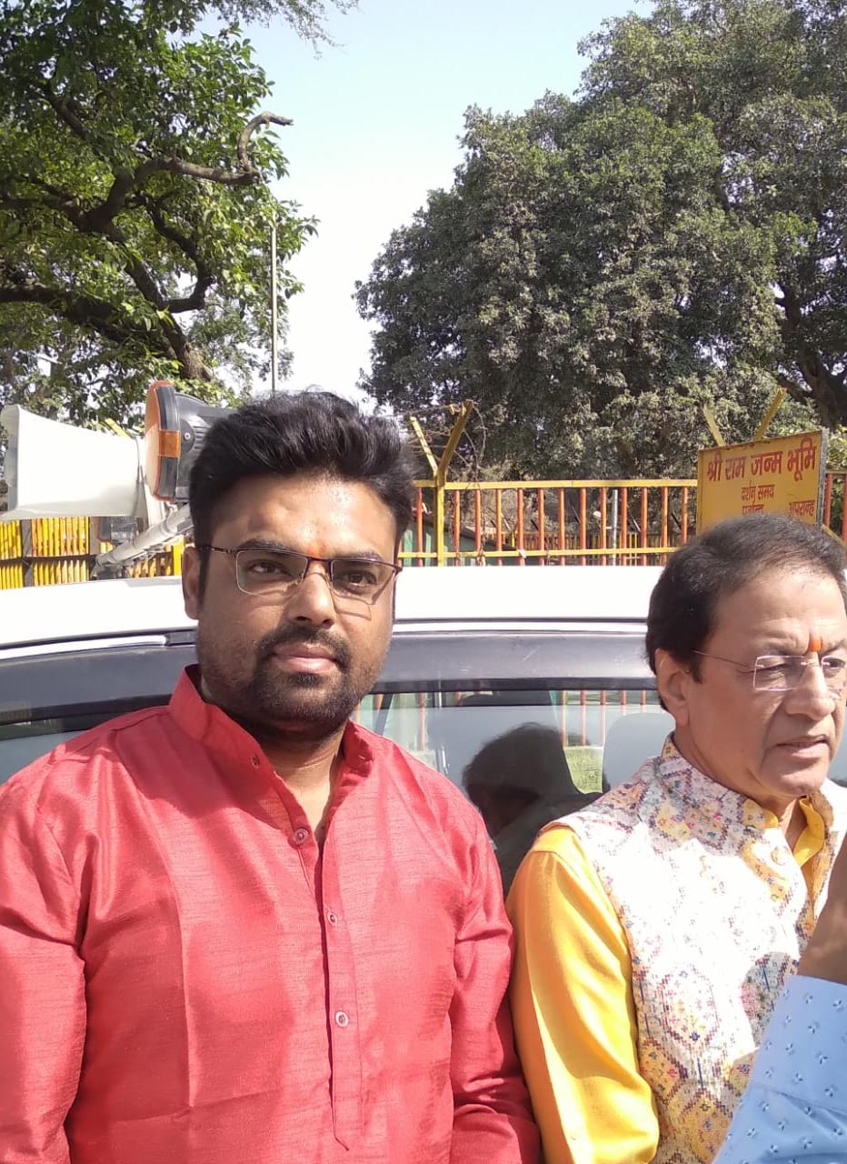 अयोध्या में अरुण गोविल ने किया  श्री राम का दर्शन पूजन