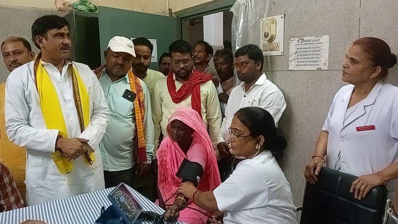 नपाध्यक्ष श्यामसुंदर केशरी ने निशुल्क स्वास्थ्य शिविर का किया उदघाटन