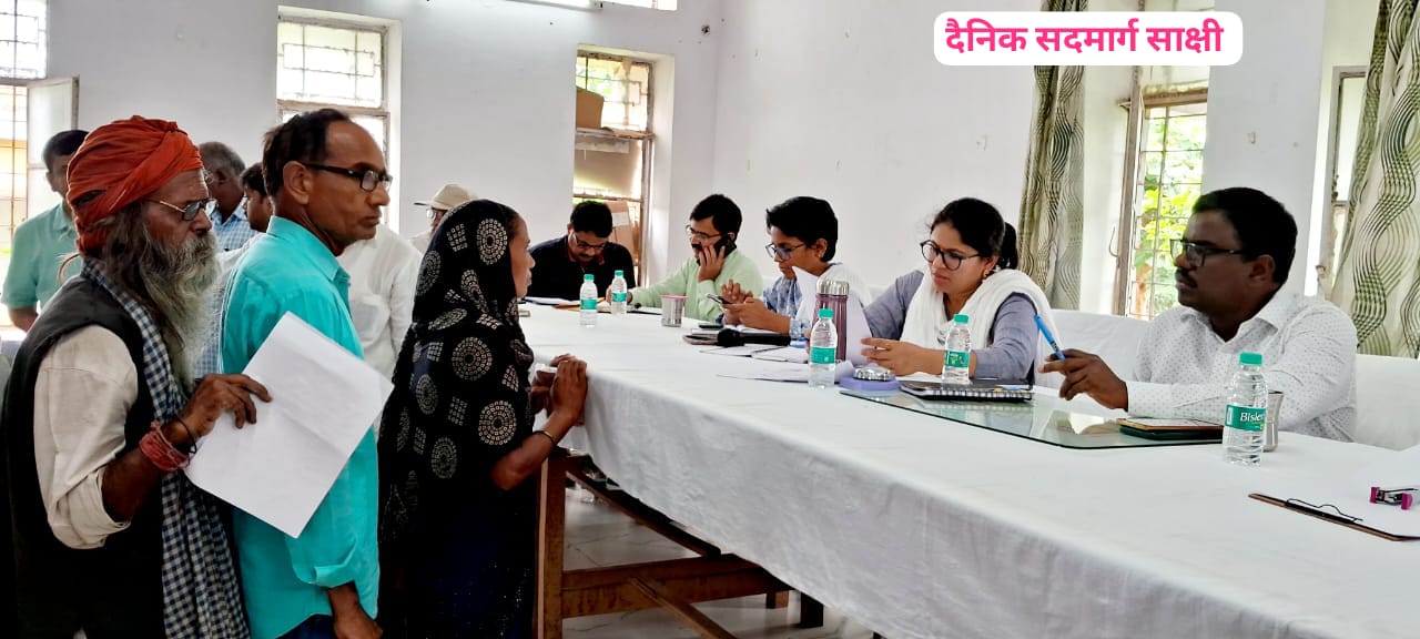 शासन के निर्देश के क्रम में प्रदेश एवं जनपदों  के सभी तहसीलों में आयोजित किया गया सम्पूर्ण समाधान दिवस।