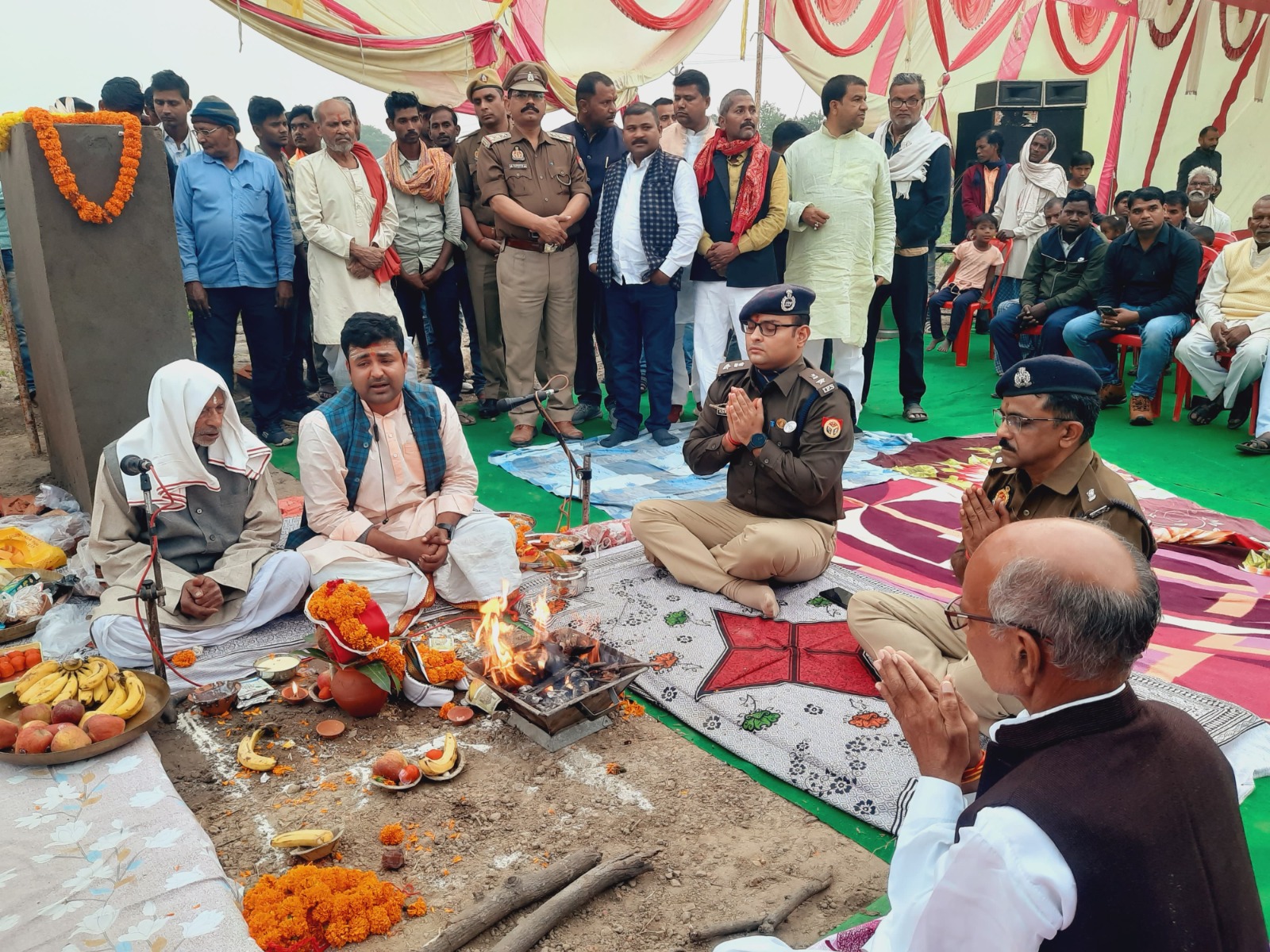 मिर्जापुर में अभियान चलाकर धार्मिक व सार्वजनिक स्थलों पर लगे लाउडस्पीकरों/ध्वनि विस्तारक यन्त्रों को चैक कराया गया..