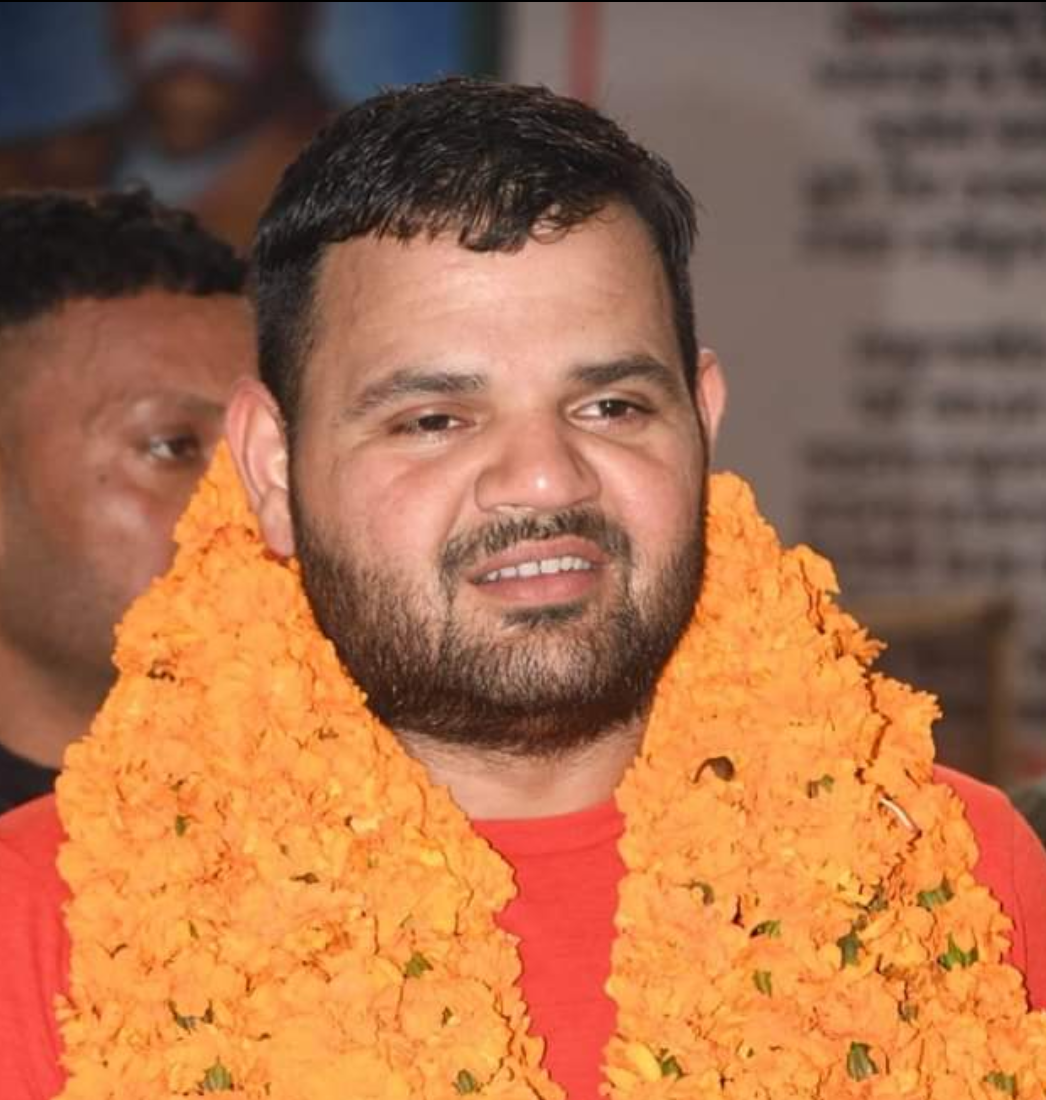 गोंडा : अभिजीत मुहूर्त में कैसरगंज सांसद के बेटे करण भूषण सिंह आज करेंगे नामांकन