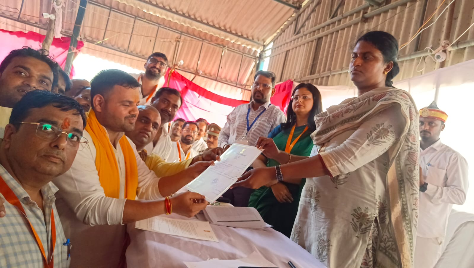 गोंडा : गोंडा व कैसरगंज सीट पर भाजपा का कब्जा बरकरार वहीं अयोध्या सीट भा. ज. पा हार गयी,