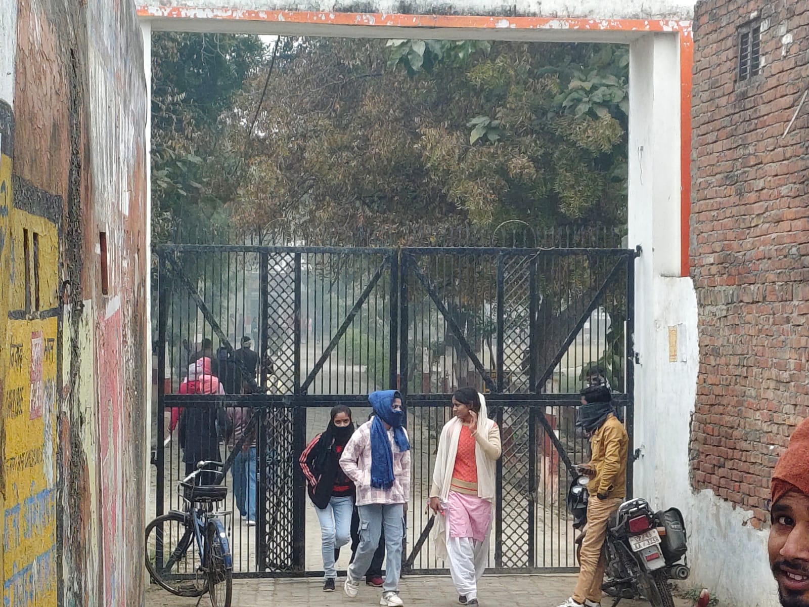 गोंडा : विश्वविद्यालय के आदेश पर बीए-बीएससी की परीक्षाएं स्थगित, बदली गई नई तिथियां